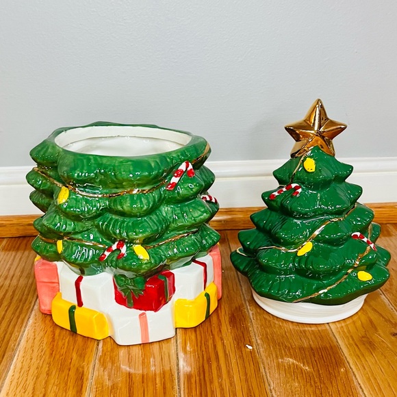 New Ceramic Christmas Tree cookie jar canister - Picture 3 of 3